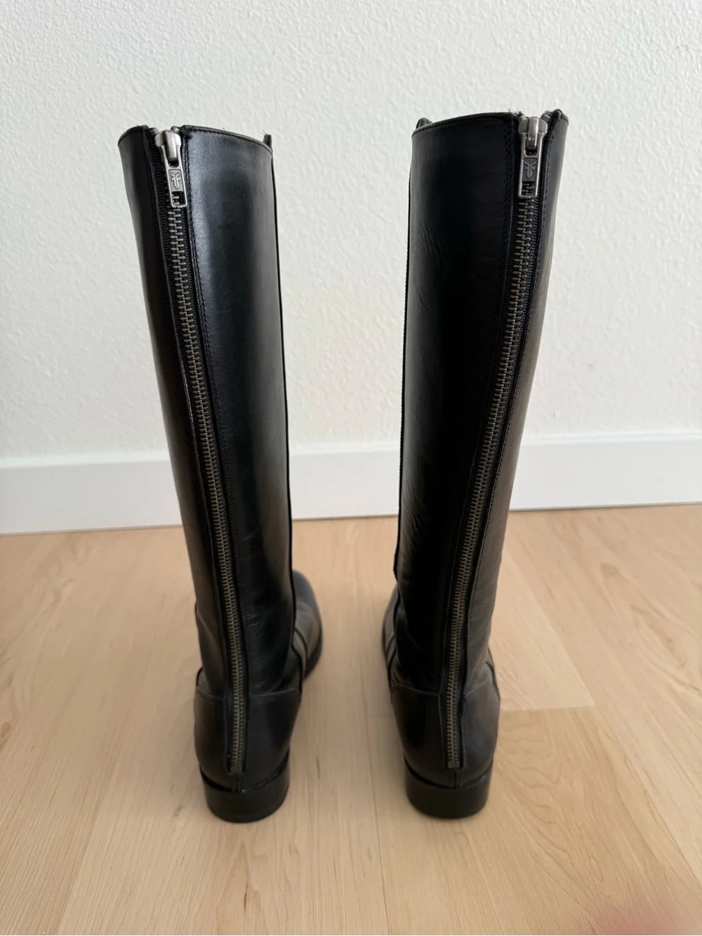 Frye women’s size